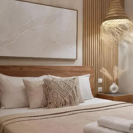Aeraki Luxury *
